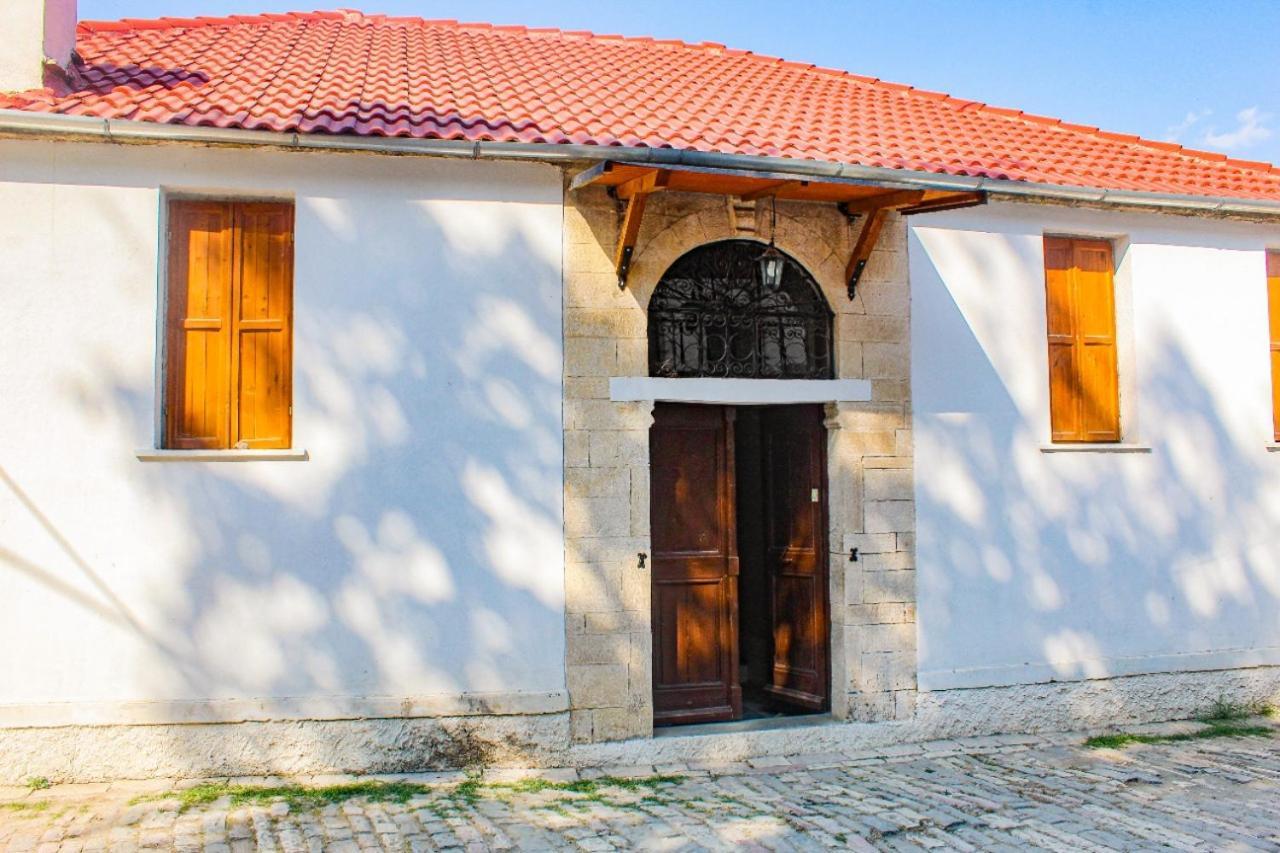 Silver Hill Guesthouse Gjirokastër Exterior foto