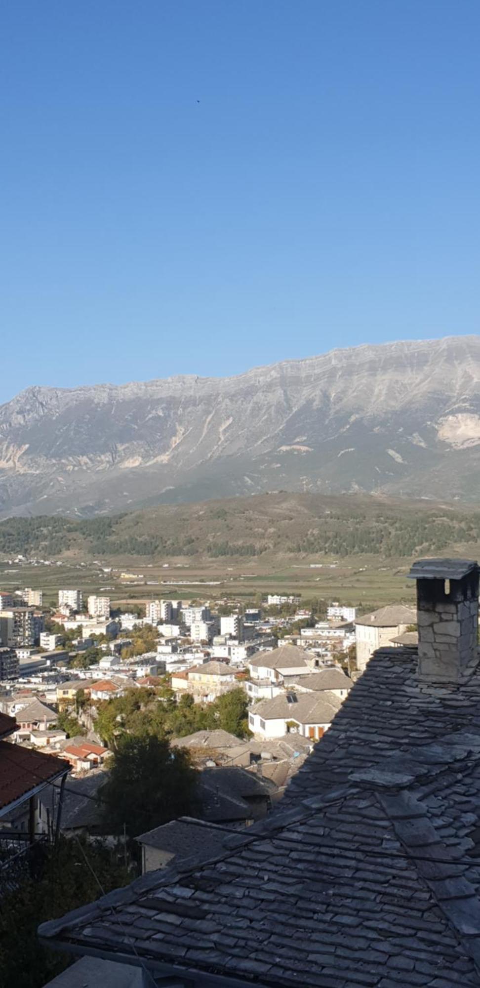 Silver Hill Guesthouse Gjirokastër Zimmer foto