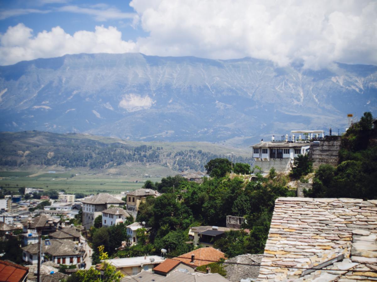 Silver Hill Guesthouse Gjirokastër Exterior foto